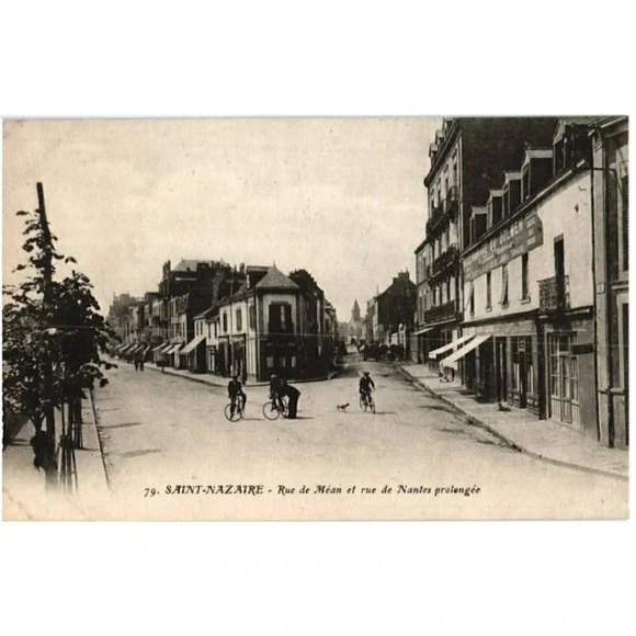 SAINT-NAZAIRE-Rue de Méan et rue de Nantes prolongée-Saint- Nazaire, Fr Postcard - Picture 1 of 2